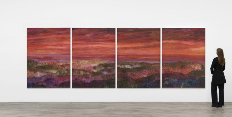 Clara Gesang-Gottowt. Solen mörkret vattnet (2026). Oil on linen | 200 x 725 cm
